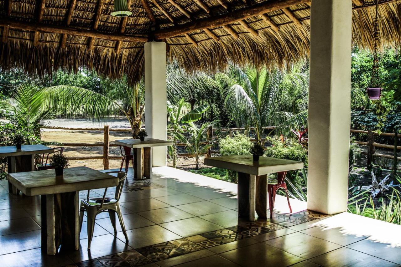 Las Dunas Surf Resort Aposentillo Екстер'єр фото